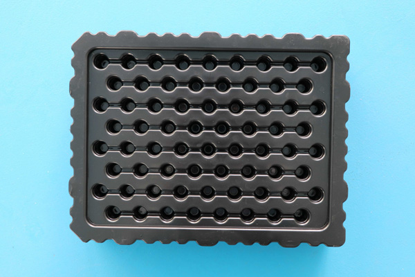 蕪湖方(fāng)立包裝(zhuang)材料-汽(qì)車零部(bu)件吸塑(sù)包裝廠(chǎng)商